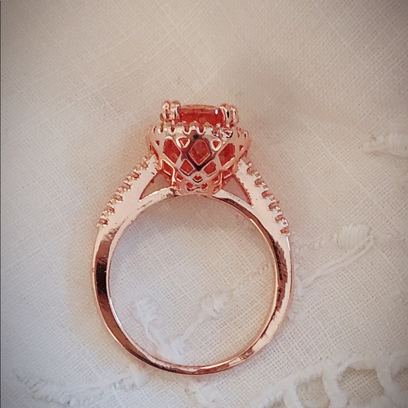 2.5ctw Morganite Rose Gold Fashion Ring - Picture 7 of 7